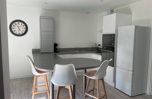 Labruguiere House | Maison Avec Jardin + Terrasse