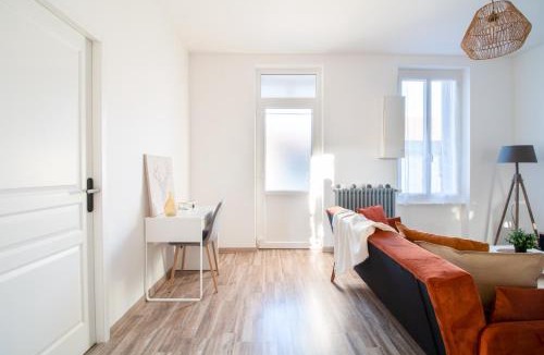 Commentry House | ✦ Maison avec jardin - Plaza Verde✦