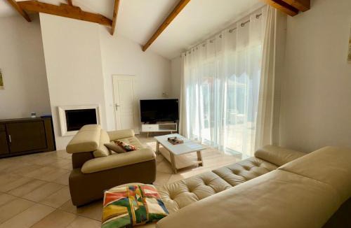 Saint-Jean-de-Monts House | Maison avec piscine privée - 6 pers. - FR-1-323-605
