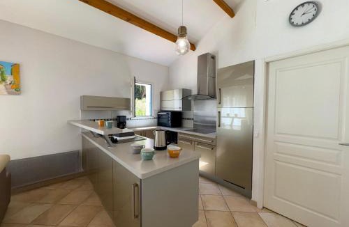 Saint-Jean-de-Monts House | Maison avec piscine privée - 6 pers. - FR-1-323-605