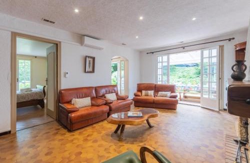 Jaujac House | Maison avec Parc et Piscine