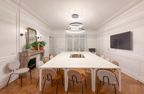 Le Mans House | Maison avec parking, proche centre - 15 pers. - FR-1-410-494