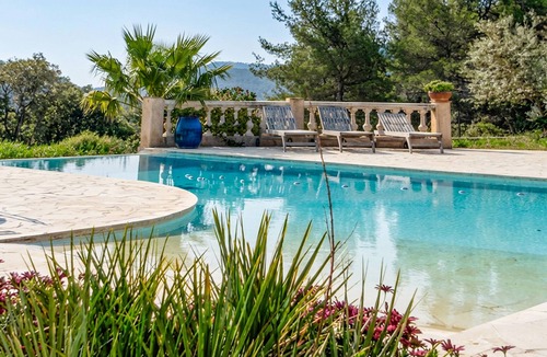 Sollies-Toucas House | MAISON AVEC PISCINE 1