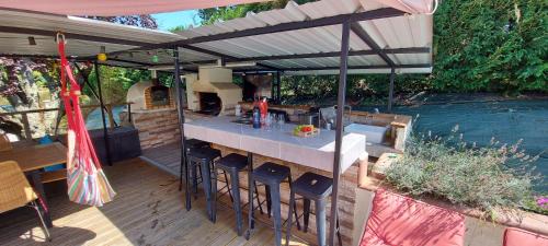 Labarthete Villa | Maison avec piscine chauffée et pool house