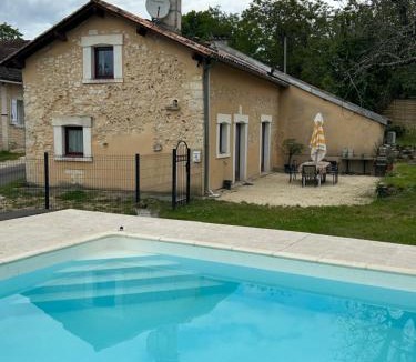 Mensignac House | Maison avec piscine en Périgord