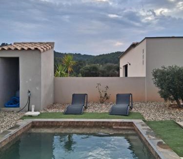Cessenon-sur-Orb House | Maison avec piscine