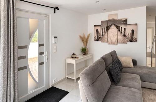 Golbey House | Maison avec piscine