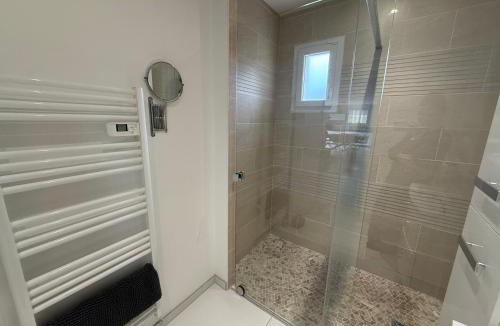 Golbey House | Maison avec piscine