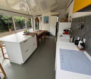 Begles Villa | Maison avec piscine près de Bordeaux