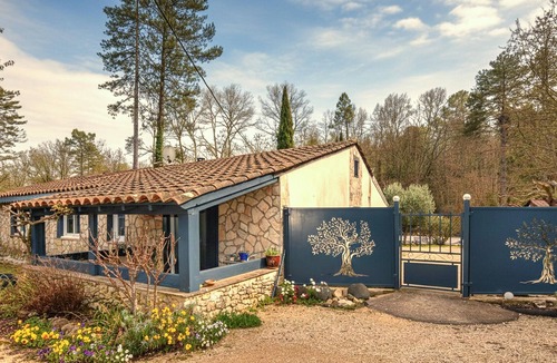 Salavas House | Maison avec piscine privée