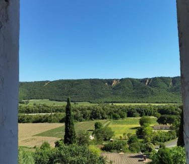 Saint-Julien-d'Asse Apartment | Maison avec vue sur la vallée d'Asse
