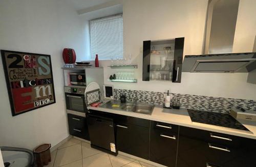Sud Loire Apartment | Maison avec vue sur le Château
