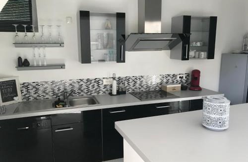 Sud Loire Apartment | Maison avec vue sur le Château