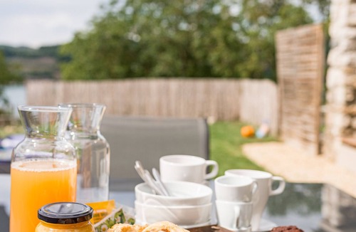 Bilieu House | Maison Avec vue sur le Lac, Plage 200m