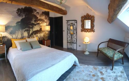 Nevy-sur-Seille Bed & Breakfast | Maison Bélénos