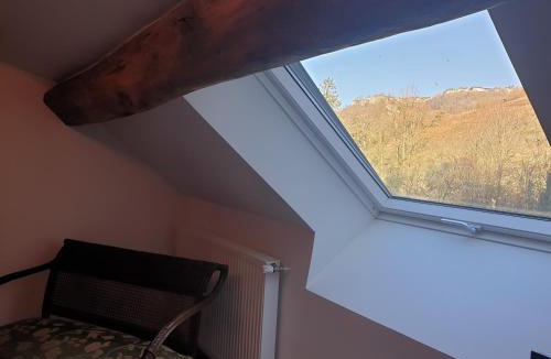 Nevy-sur-Seille Bed & Breakfast | Maison Bélénos