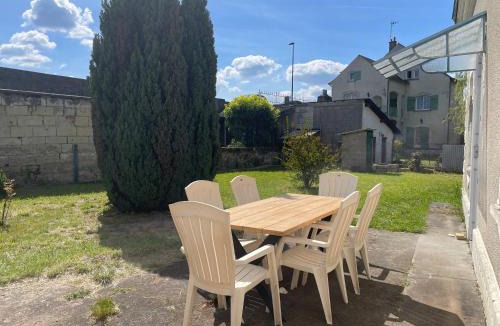 Saint-Clement-des-Levees House | Maison bord de Loire