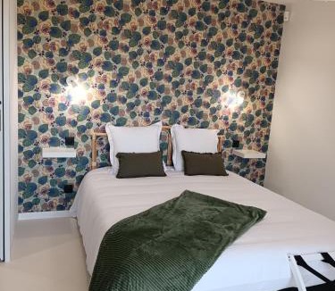 Ducey Bed & Breakfast | Maison Bailly