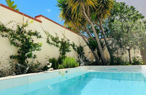 Le Chateau House | Maison Balas