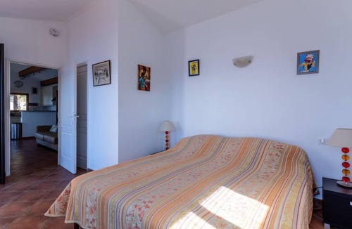 Canari House | Maison Balbi by Interhome