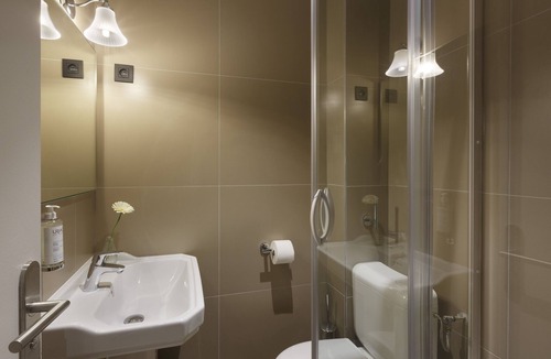 Quartier Chorier-Berriat Hotel | Maison Barbillon Grenoble - Centre Gare