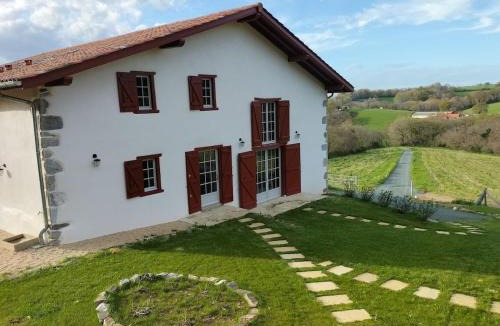 Souraide House | Maison basque de charme avec piscine
