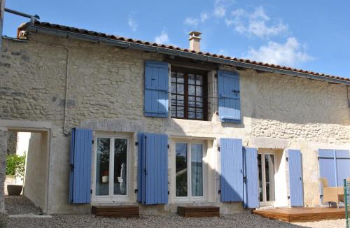 Cherval House | Maison Belle Vue