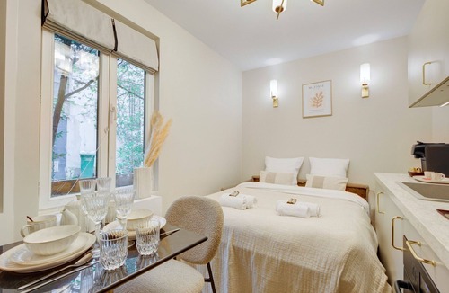 Amerique Apartment | Maison Belleville