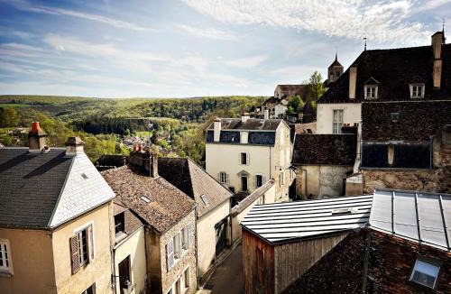 Avallon Bed & Breakfast | Maison Beurdelaine