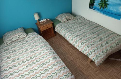 Aubais House | Maison blanche