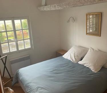 Beaumont-en-Auge House | maison bleue