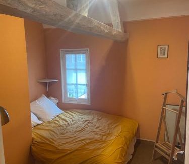 Beaumont-en-Auge House | maison bleue