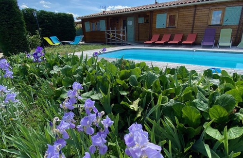 Hautefage-la-Tour House | Maison Bois Isolée, Climatisée, Entièrement Équipée Avec Piscine/Jardin Arboré