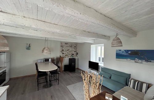 Pleudihen-sur-Rance House | Maison bord de rance, jacuzzi and petanque court