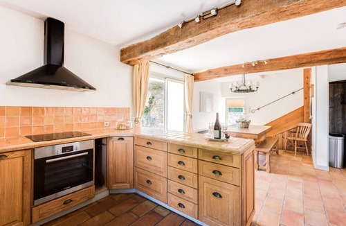 Moulins Engilbert Villa | Maison Bourguignonne