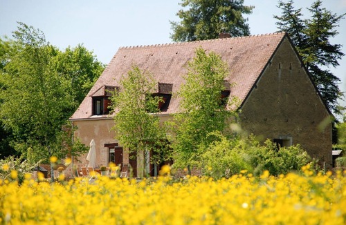 Moulins Engilbert Villa | Maison Bourguignonne