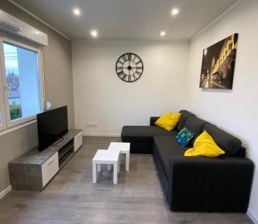 Creutzwald Apartment | Maison brantome