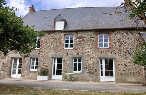 Meillac House | Maison breronne