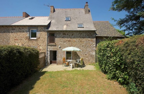 Saint-Symphorien House | Maison Bretonne Saint Symphorien