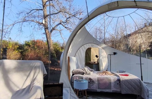 Lindry Apartment | Maison Bulle - Absolute peace and quiet