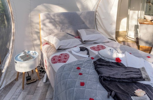 Les Houches Bed & Breakfast | Maison Bulle