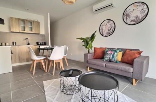 Montboucher-sur-Jabron Apartment | Maison calme-golf