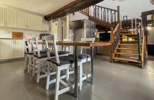 Mantilly House | Maison calme avec spa, piscine chauffée et jardin en Normandie - FR-1-497-254