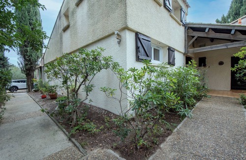 Celleneuve House | Maison Calme et Sérénité - Welkeys