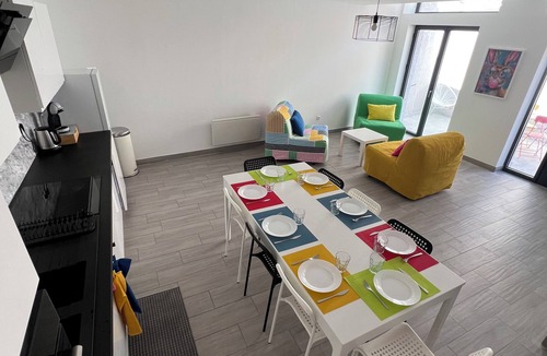 Anzin House | Maison calme missions pro - 2 workspaces - Private parking lot - Valenciennes