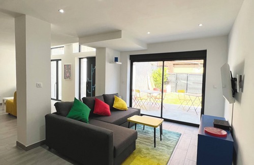 Anzin House | Maison calme missions pro - 2 workspaces - Private parking lot - Valenciennes