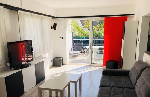 Robertsau House | Maison Calme Proche du Centre Dans Quartier Résidentiel