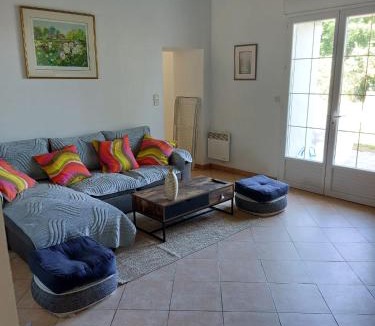 Saint-Cyr-sur-Morin House | Maison campagne proche Disney au calme