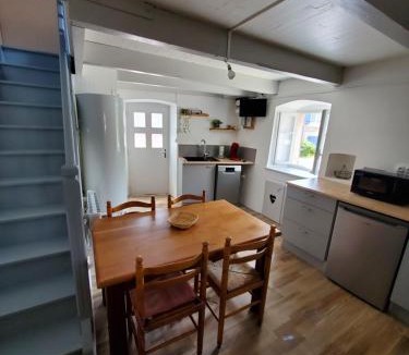 Cerzat House | Maison campagne près de la rivière