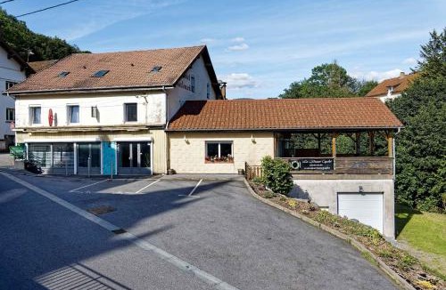 Fresse-sur-Moselle Hotel | Maison Capdet